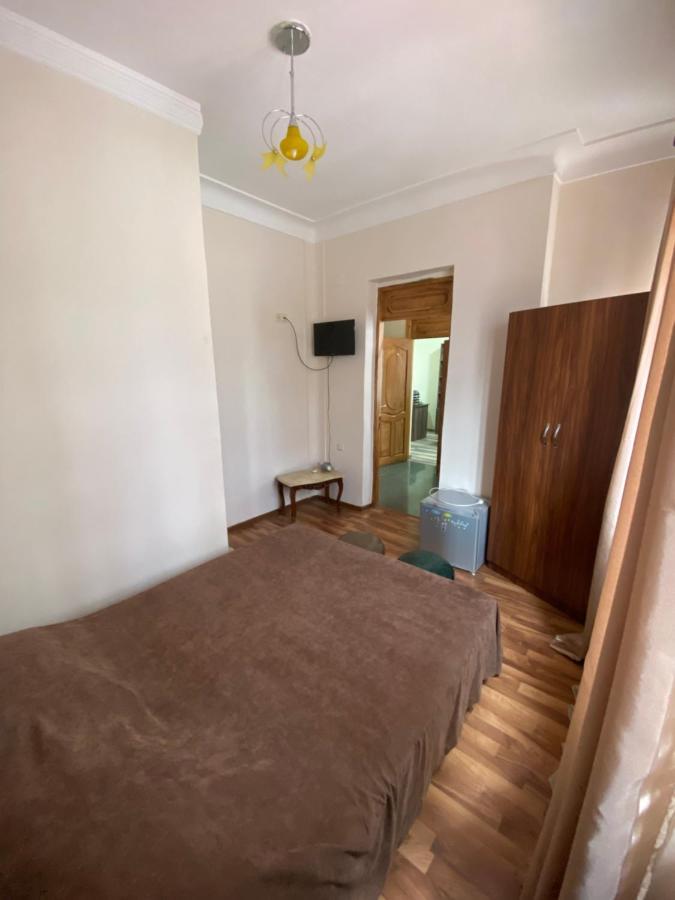 Hotel Dadiani Batumi Exterior photo
