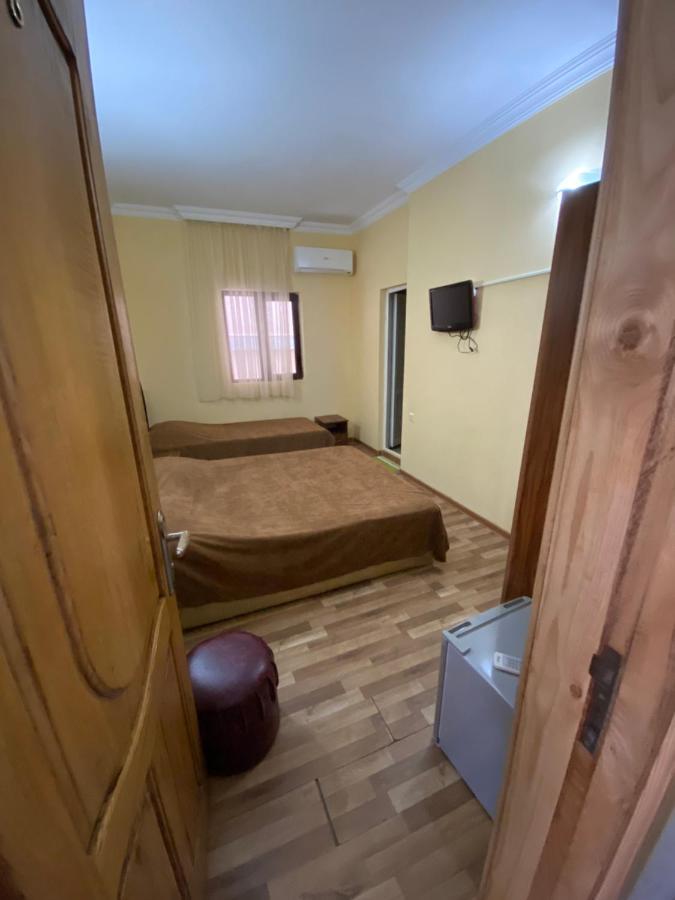 Hotel Dadiani Batumi Exterior photo